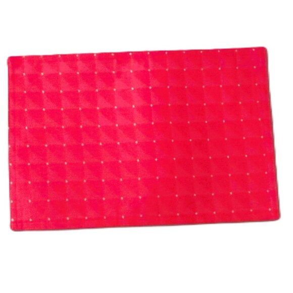 4-Piece Waverly Quilted Red Placemats Red Squares Gold Dots 17.5X12" - Picture 3 of 4